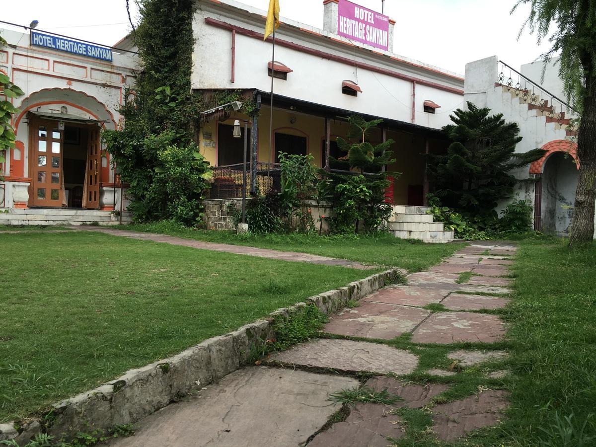 Hotel Heritage Sanyam Nāhan Kültér fotó