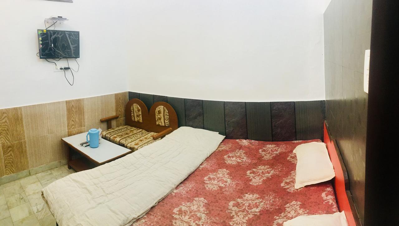 Hotel Heritage Sanyam Nāhan Kültér fotó