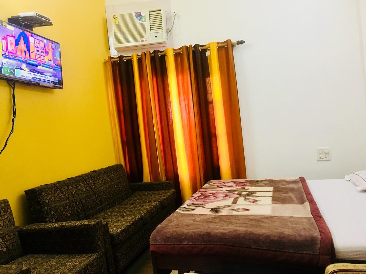 Hotel Heritage Sanyam Nāhan Kültér fotó