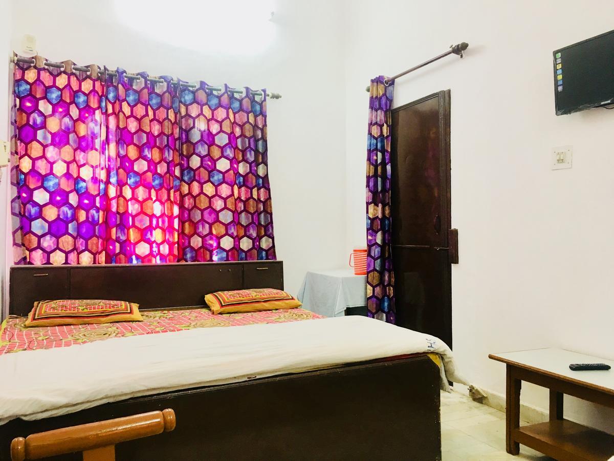 Hotel Heritage Sanyam Nāhan Kültér fotó