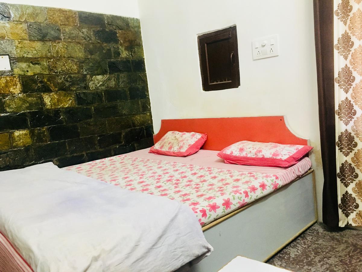 Hotel Heritage Sanyam Nāhan Kültér fotó