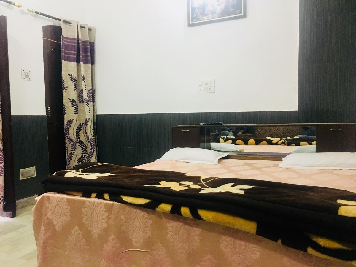 Hotel Heritage Sanyam Nāhan Kültér fotó
