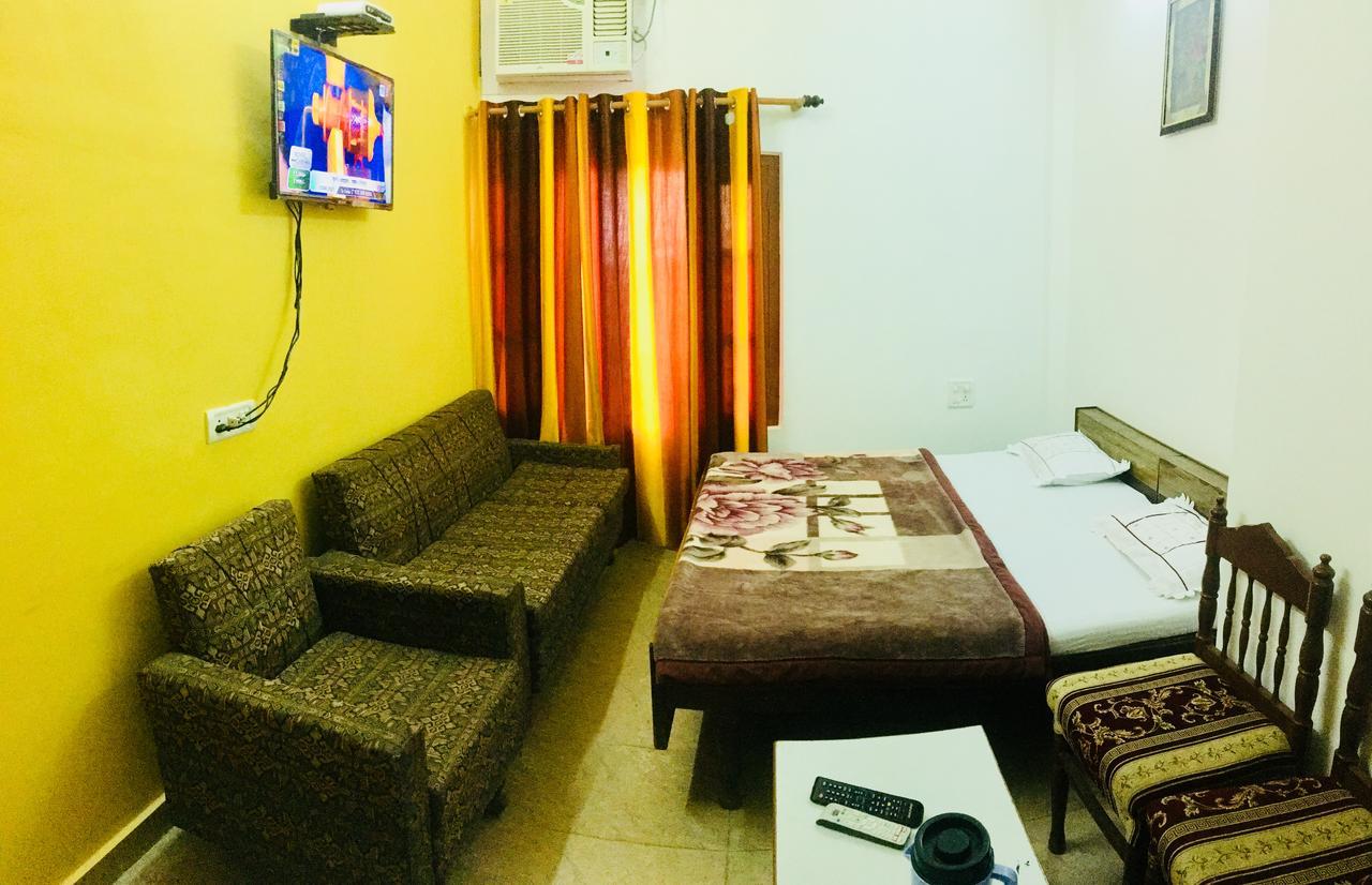 Hotel Heritage Sanyam Nāhan Kültér fotó
