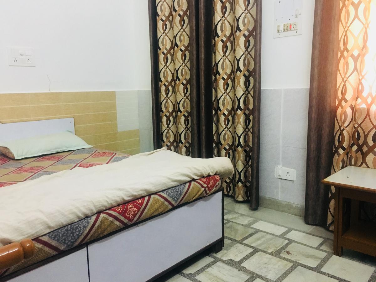 Hotel Heritage Sanyam Nāhan Kültér fotó