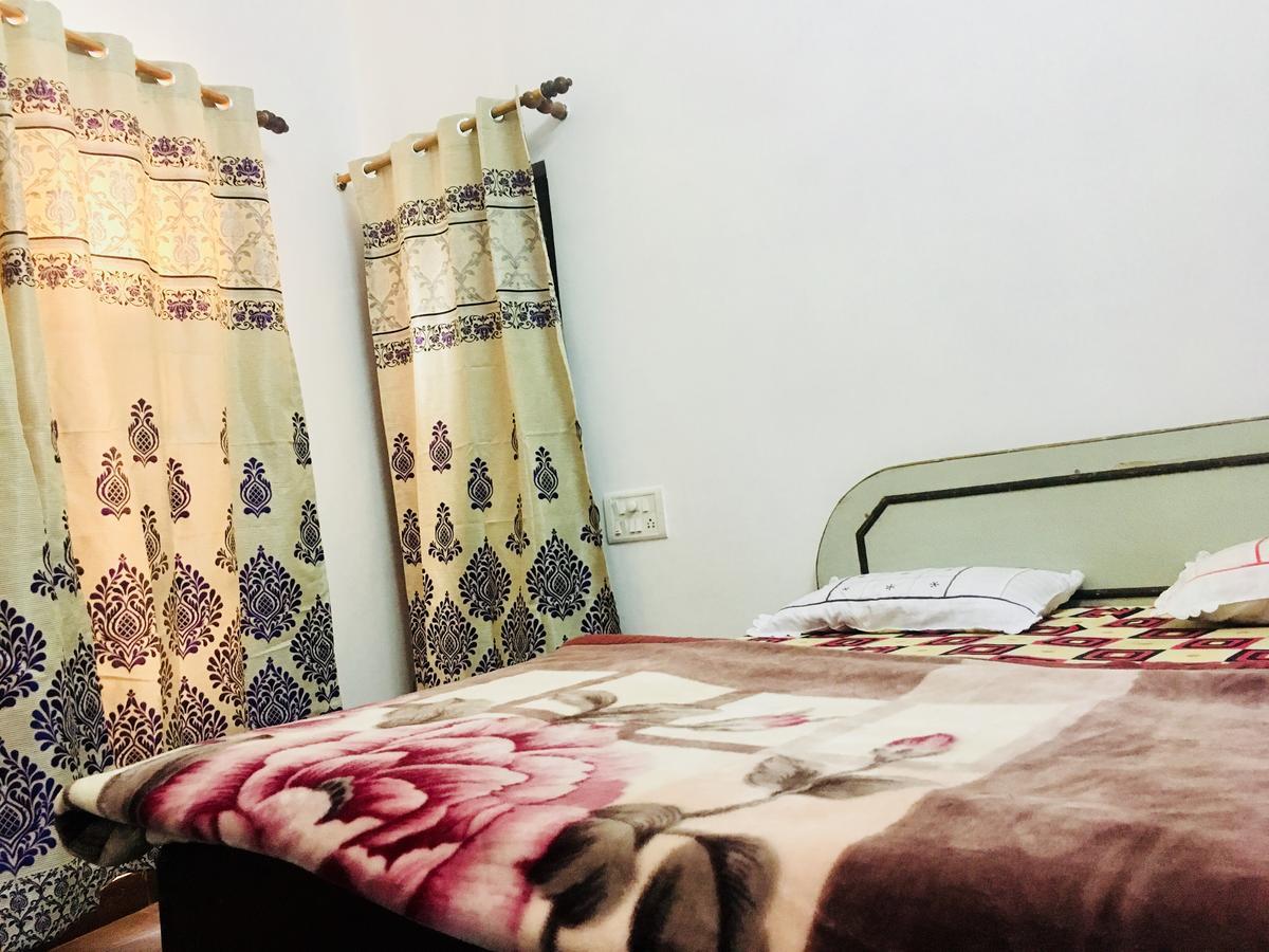 Hotel Heritage Sanyam Nāhan Kültér fotó