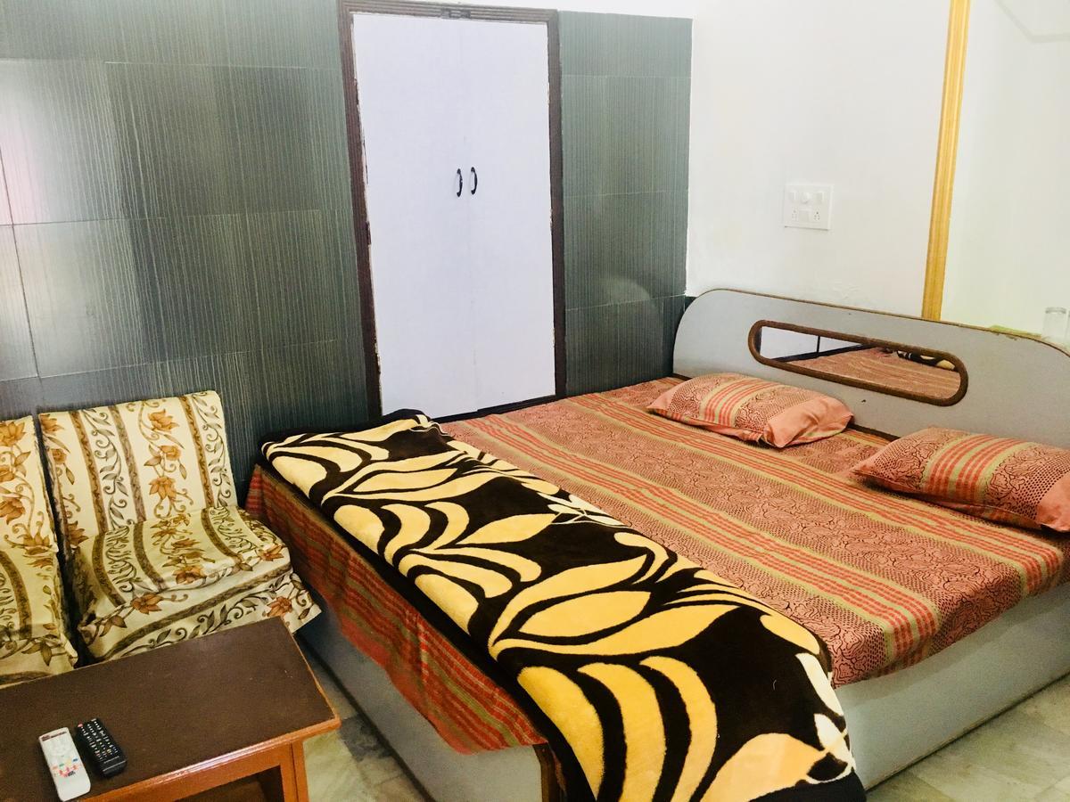 Hotel Heritage Sanyam Nāhan Kültér fotó